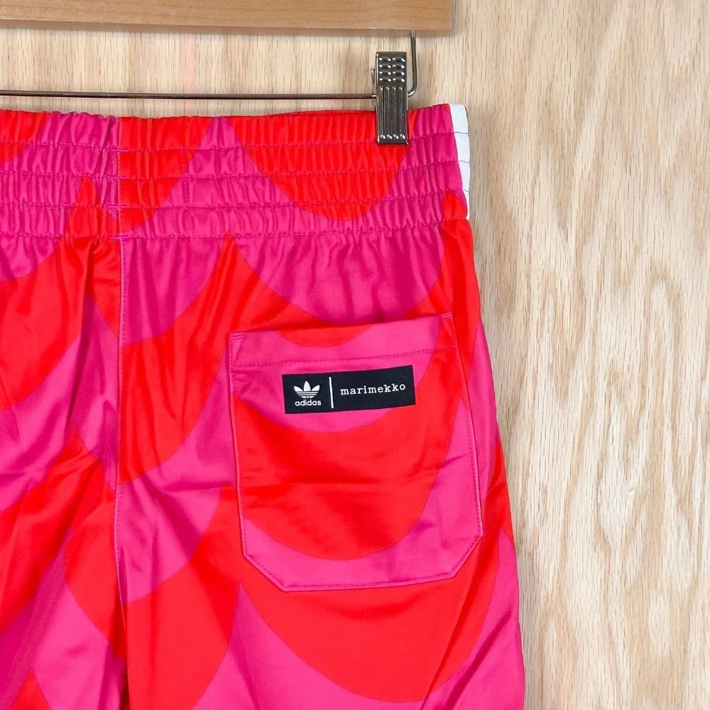 Adidas x Marimekko Shorts - Picture 9 of 12
